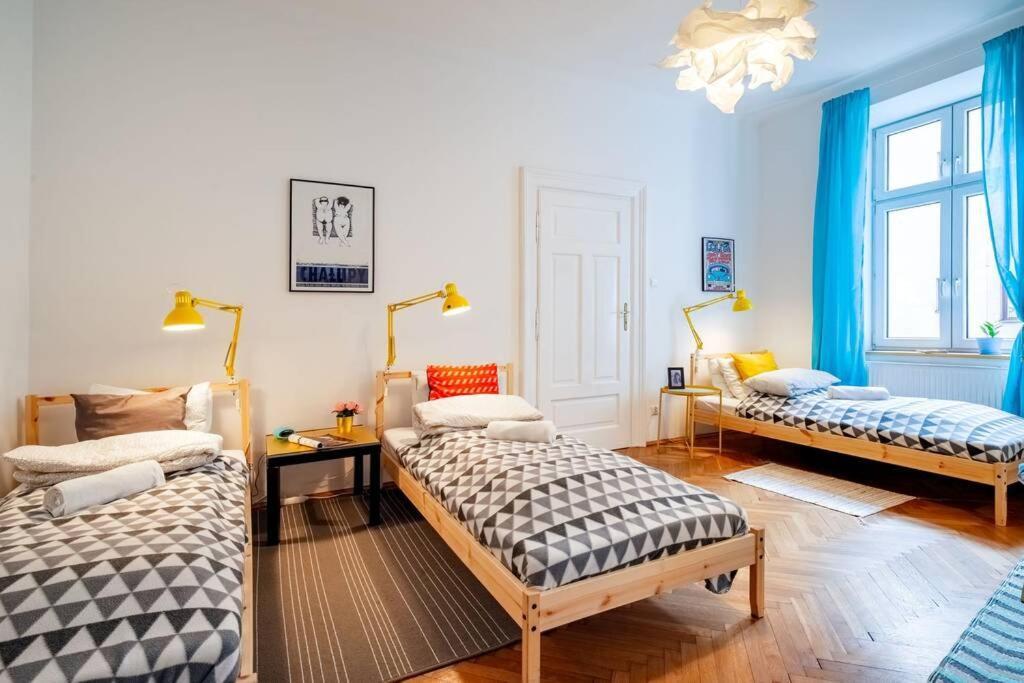 Blue Peace-Apartment With Free Parking In Center For 1-6 People Краків Екстер'єр фото